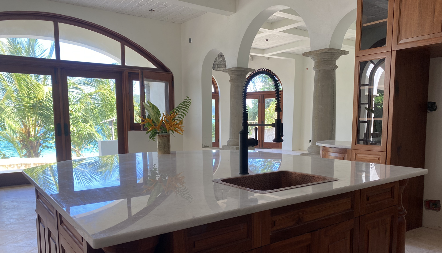 Villa La Playa indoor outdoor living