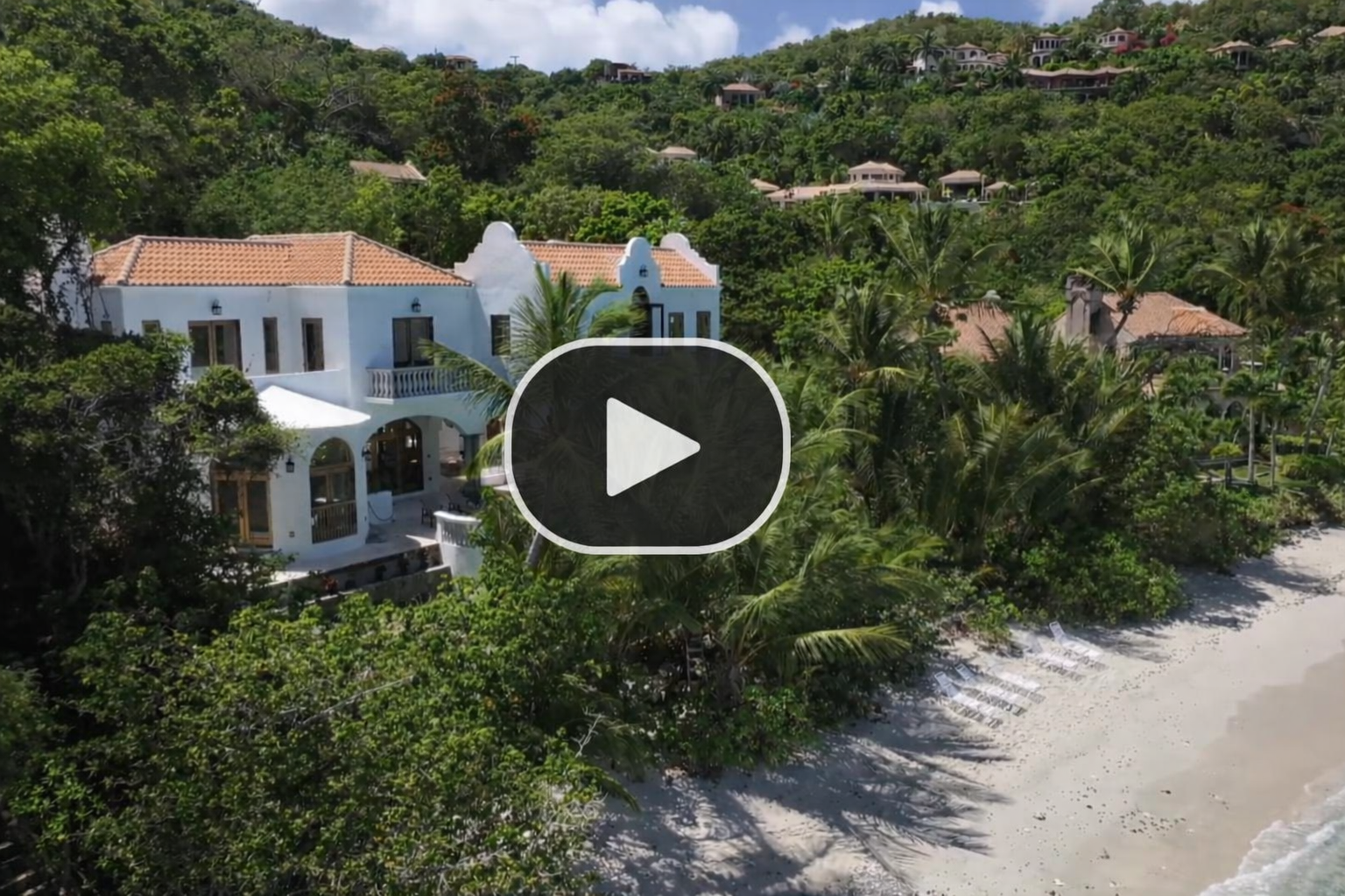 Introducing Villa La Playa: A Brand-New 4 Bedroom Villa on Peter Bay Beach