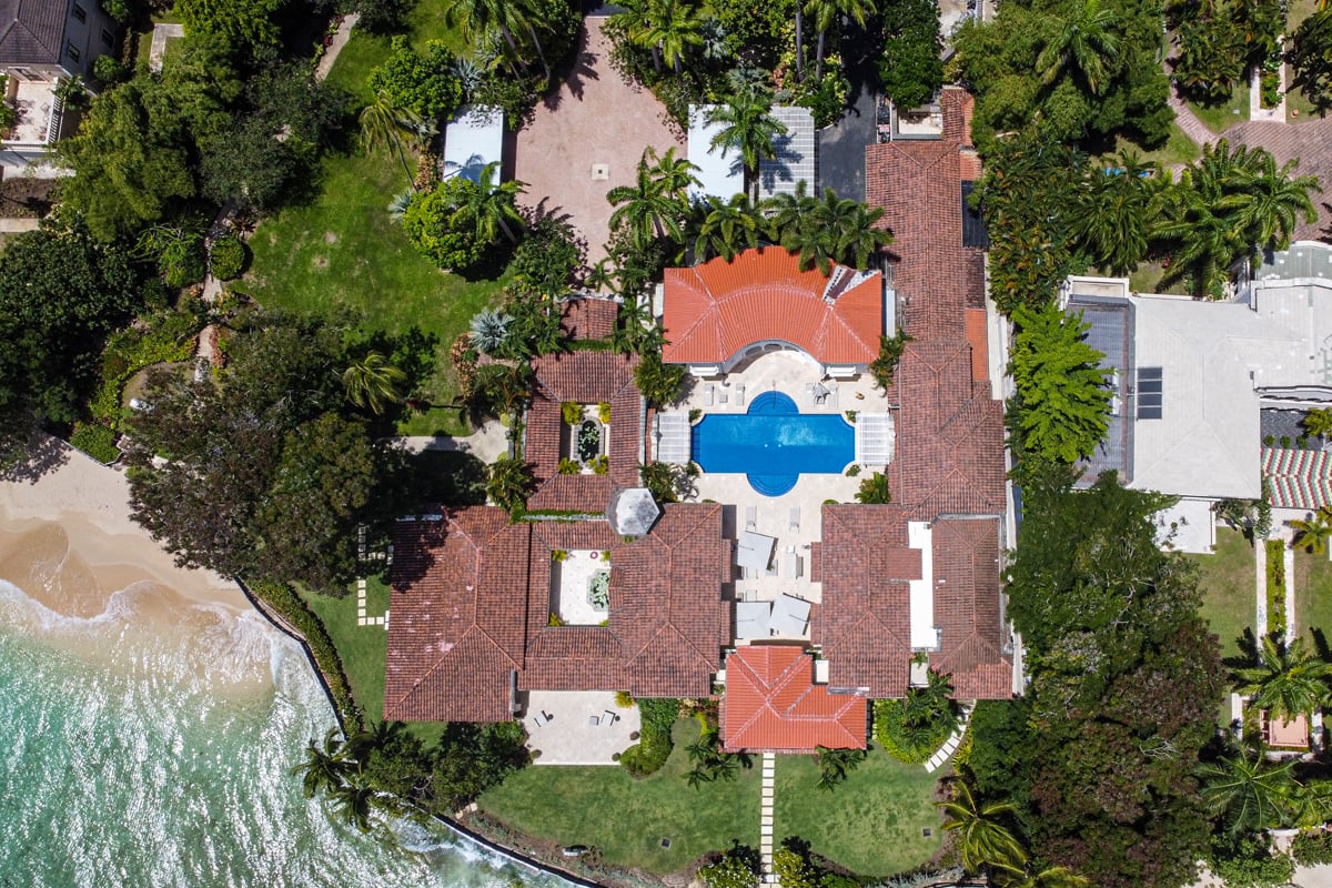 Bachelor Hall: Luxury Beachfront Villa in Barbados