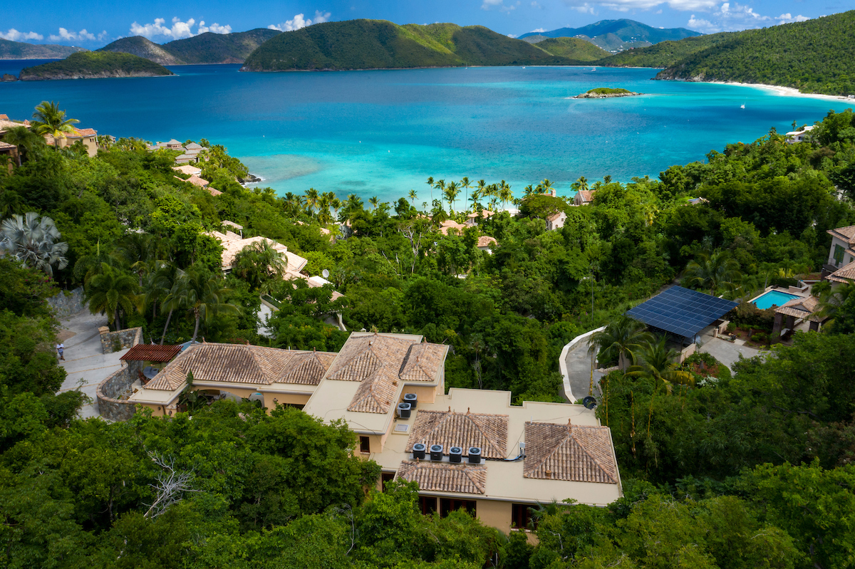 Villa Delfina: Five Bedroom Luxurious Villa on Peter Bay