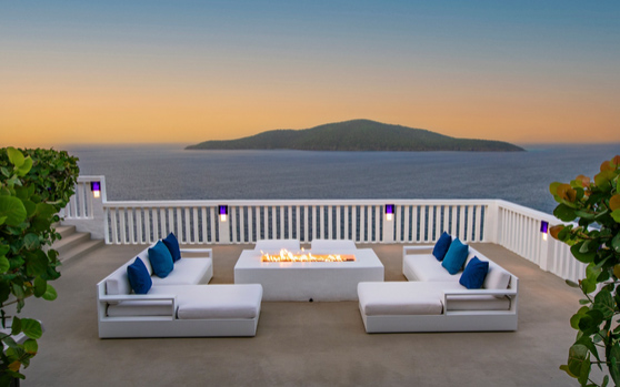 Cliffside Views at Villa Santorini
