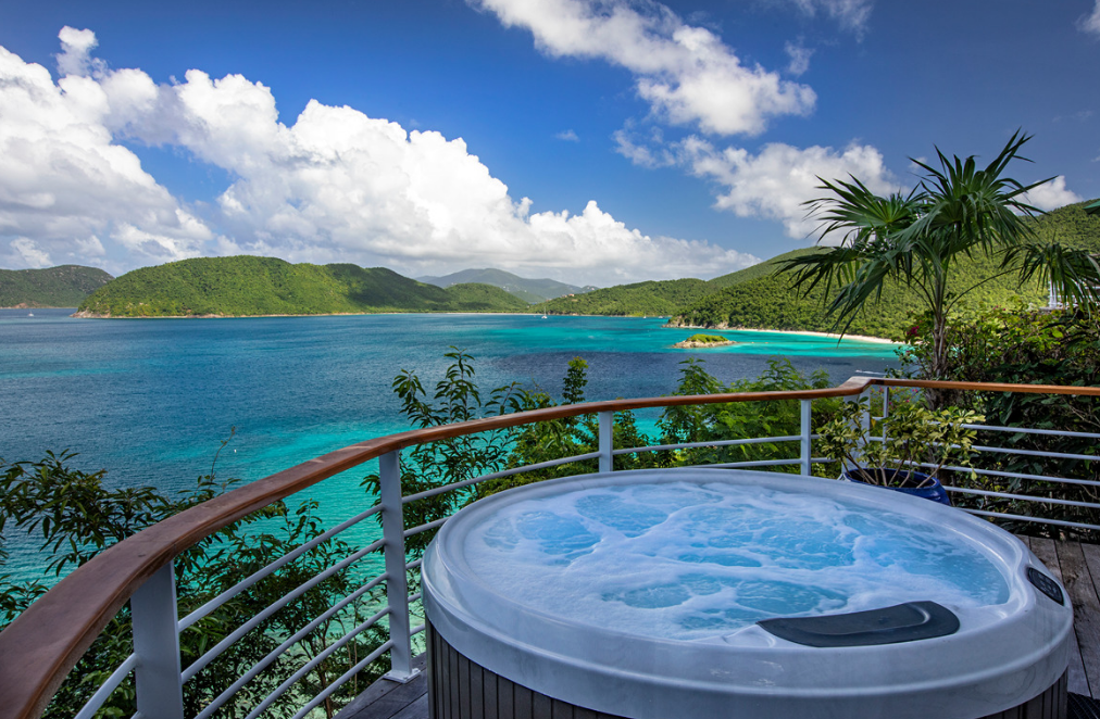 CliffHouse Villa – Pool and Jacuzzi with Ocean View